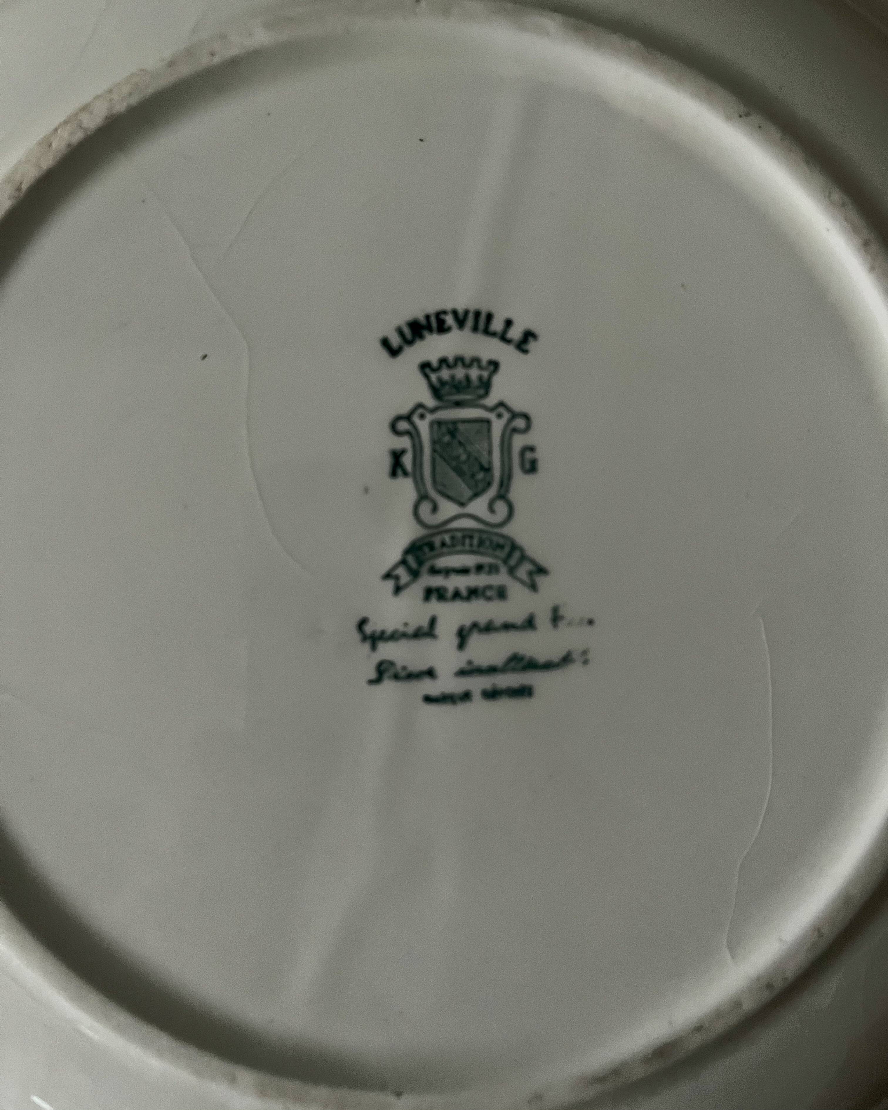 Shallow round plate Luneville Tradition