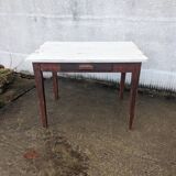 Farm table