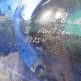 Vase en forme de flacon en verre soufflé de Bertil Valien pour Kosta Boda. Suède 1980