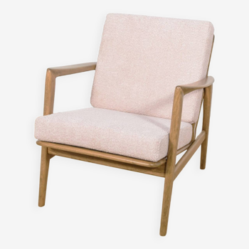 Mid-Century Model 300-139 Armchair from Swarzędzka Factory, 1960s