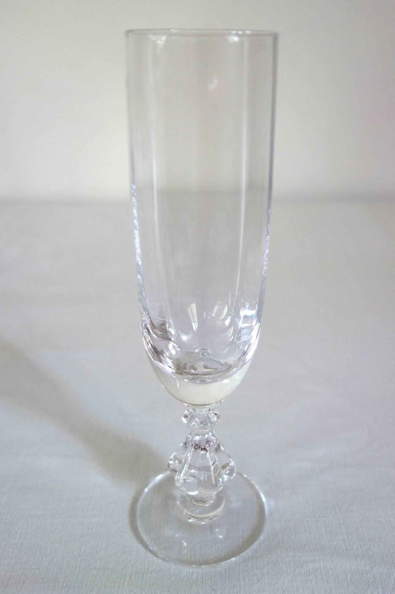 6 champagne flutes in Sèvres crystal, Choiseul model