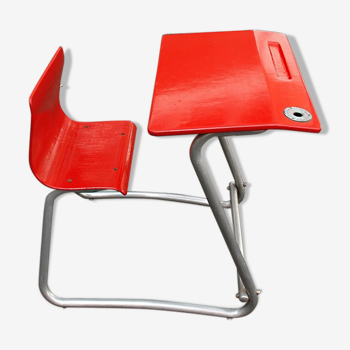 Bureau rouge pour enfants des années 50