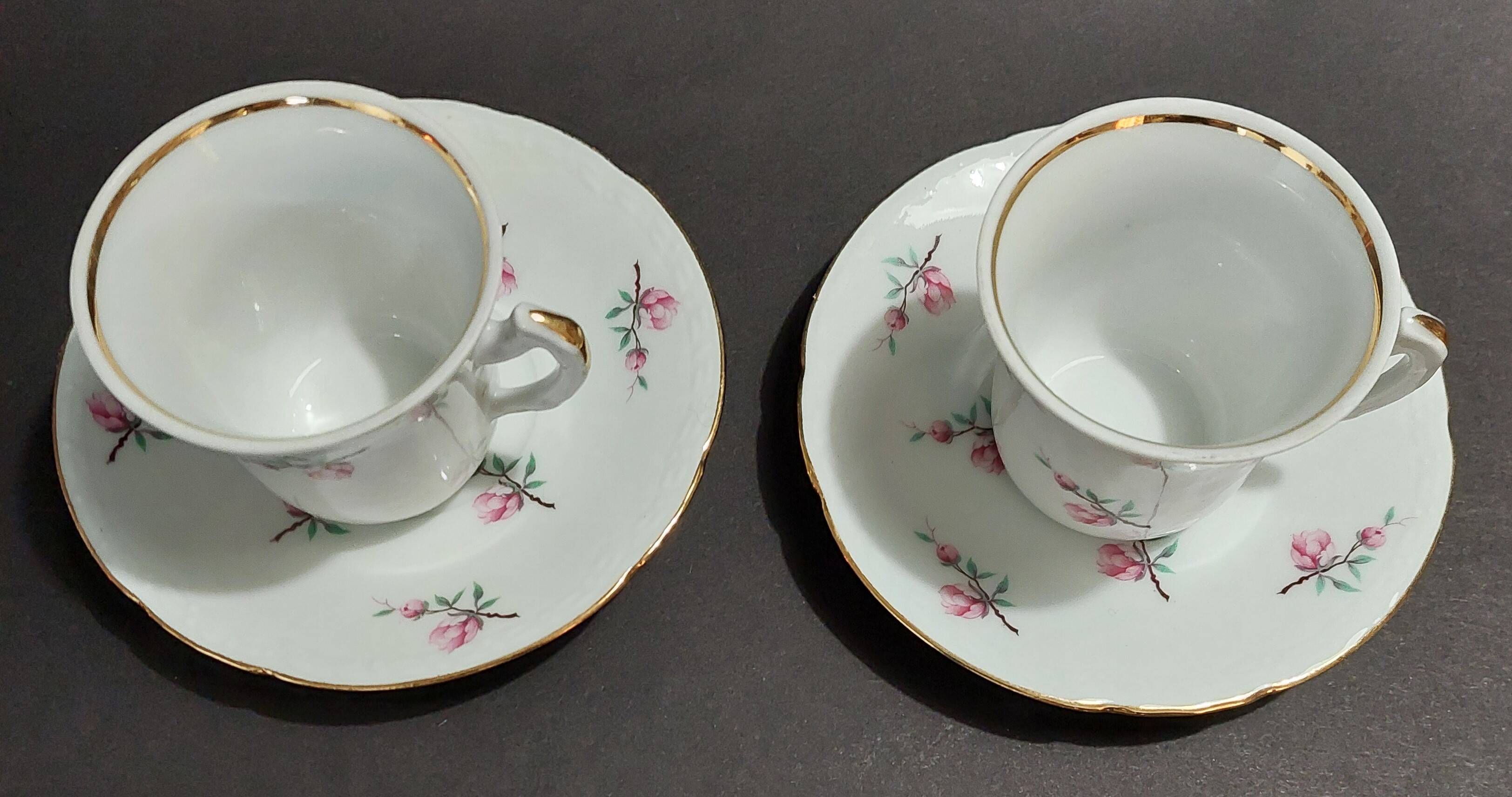 Pair of 20th century Couleuvre porcelain coffee cups