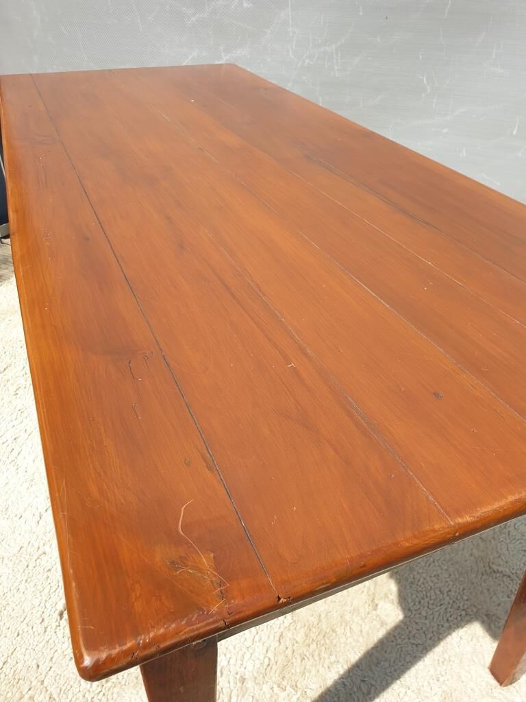 Farm table office served nineteenth