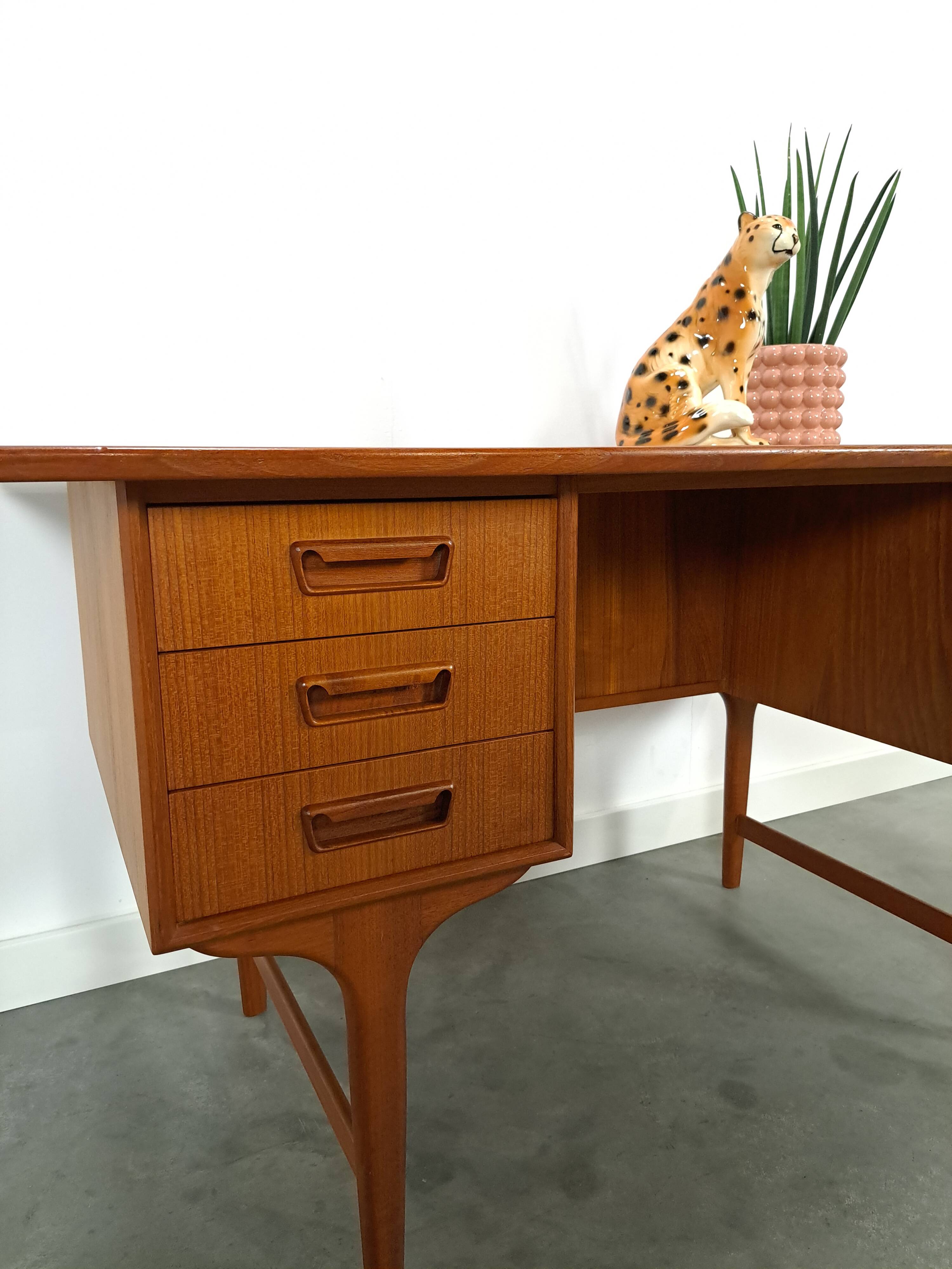 Deens design teak bureau Gunnar Nielsen Tibergaard