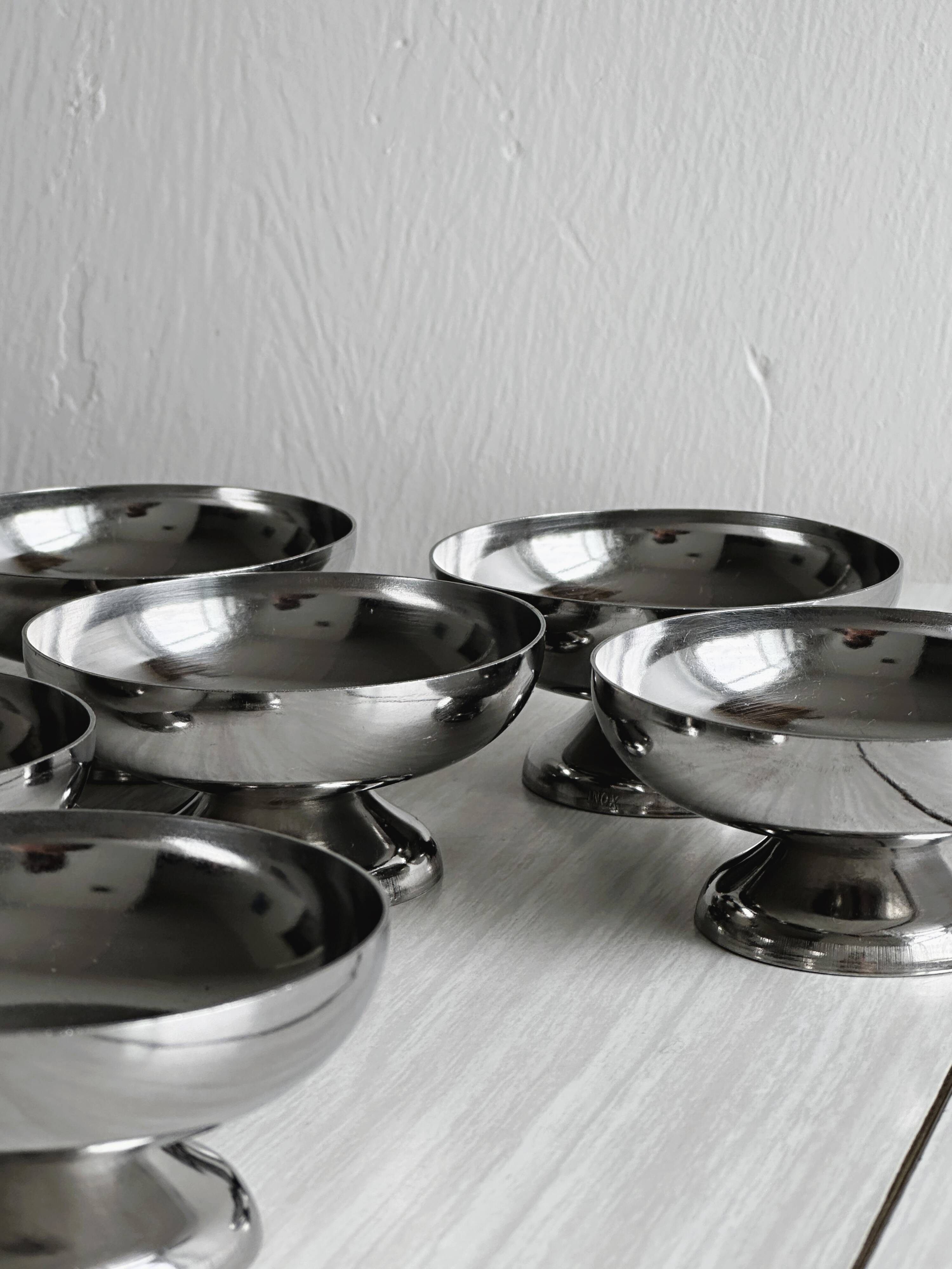 6 coupelles sur pied en inox style Letang Remy
