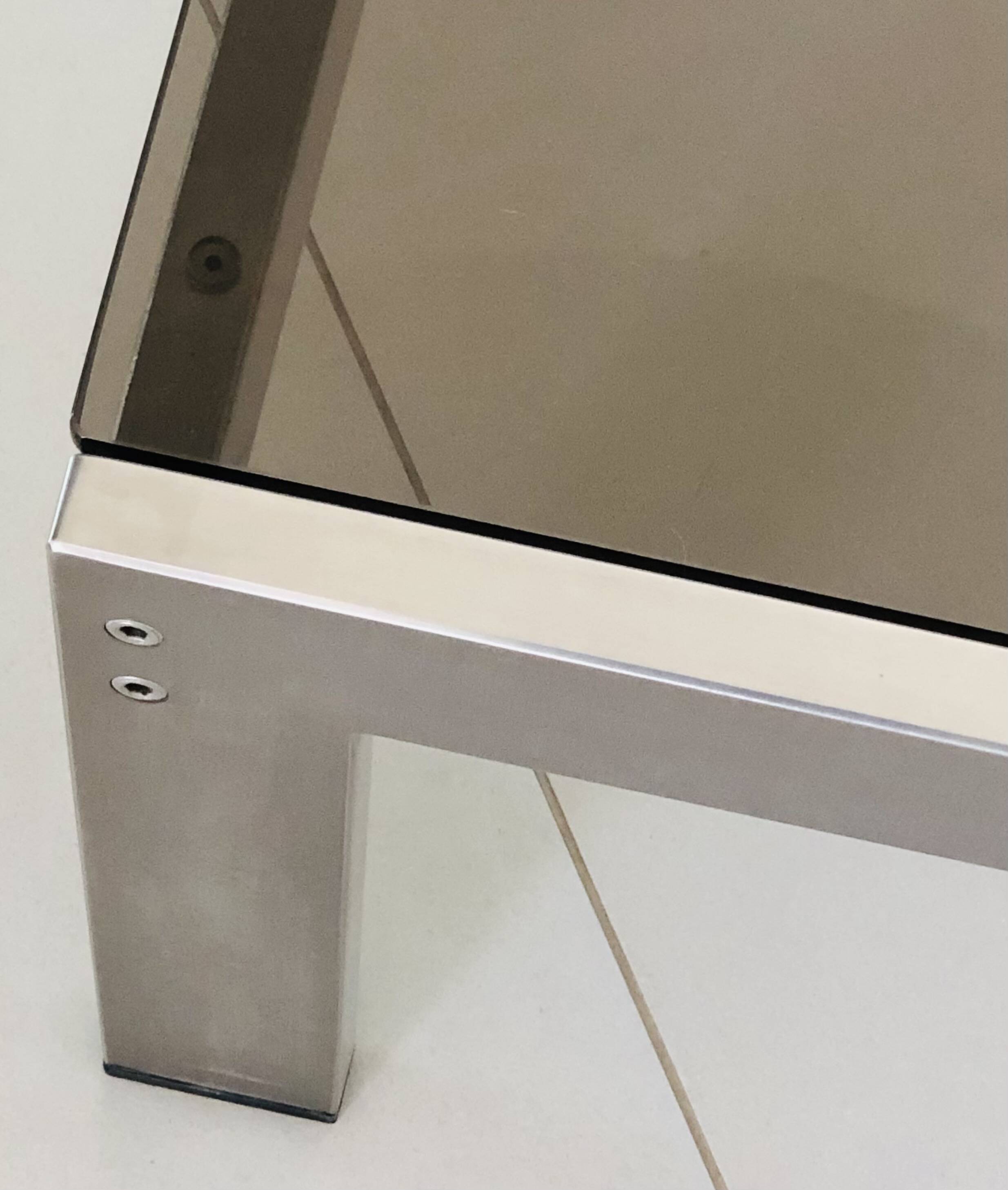 Table basse carrée Tau par Gae Aulenti, edition Rinascente  Italie années 70