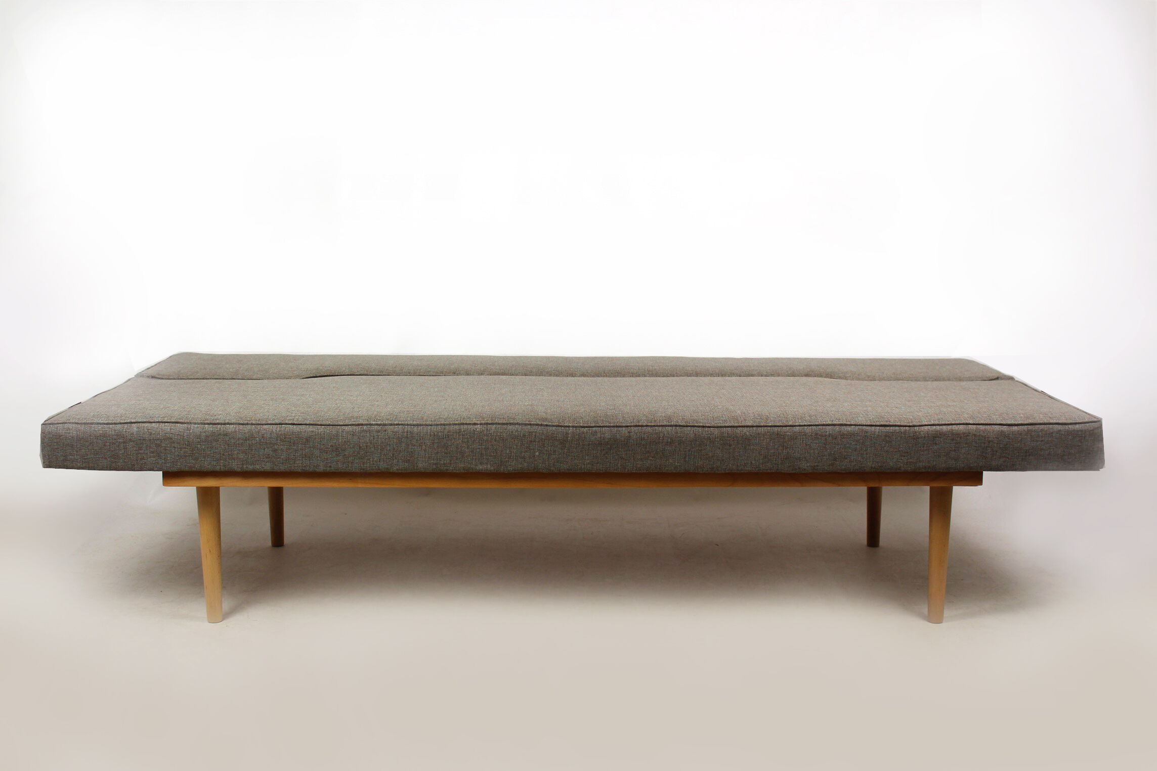 Mid-Century Sofa or Daybed by Miroslav Navratil, 1960s