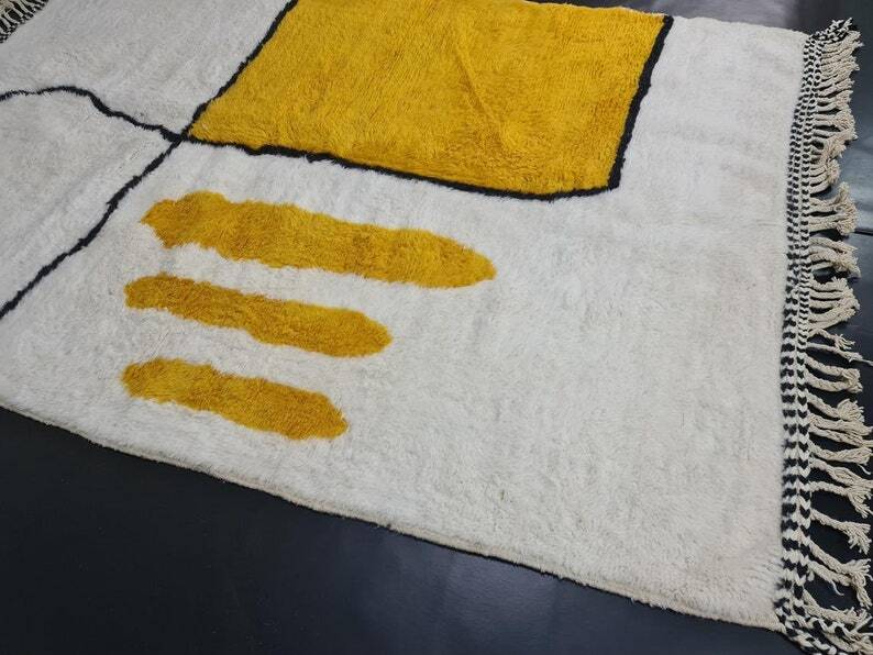 Traditional handmade Azilal rug 250cmx150cm
