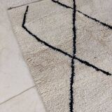 Handmade moroccan berber rug251 x 143 cm