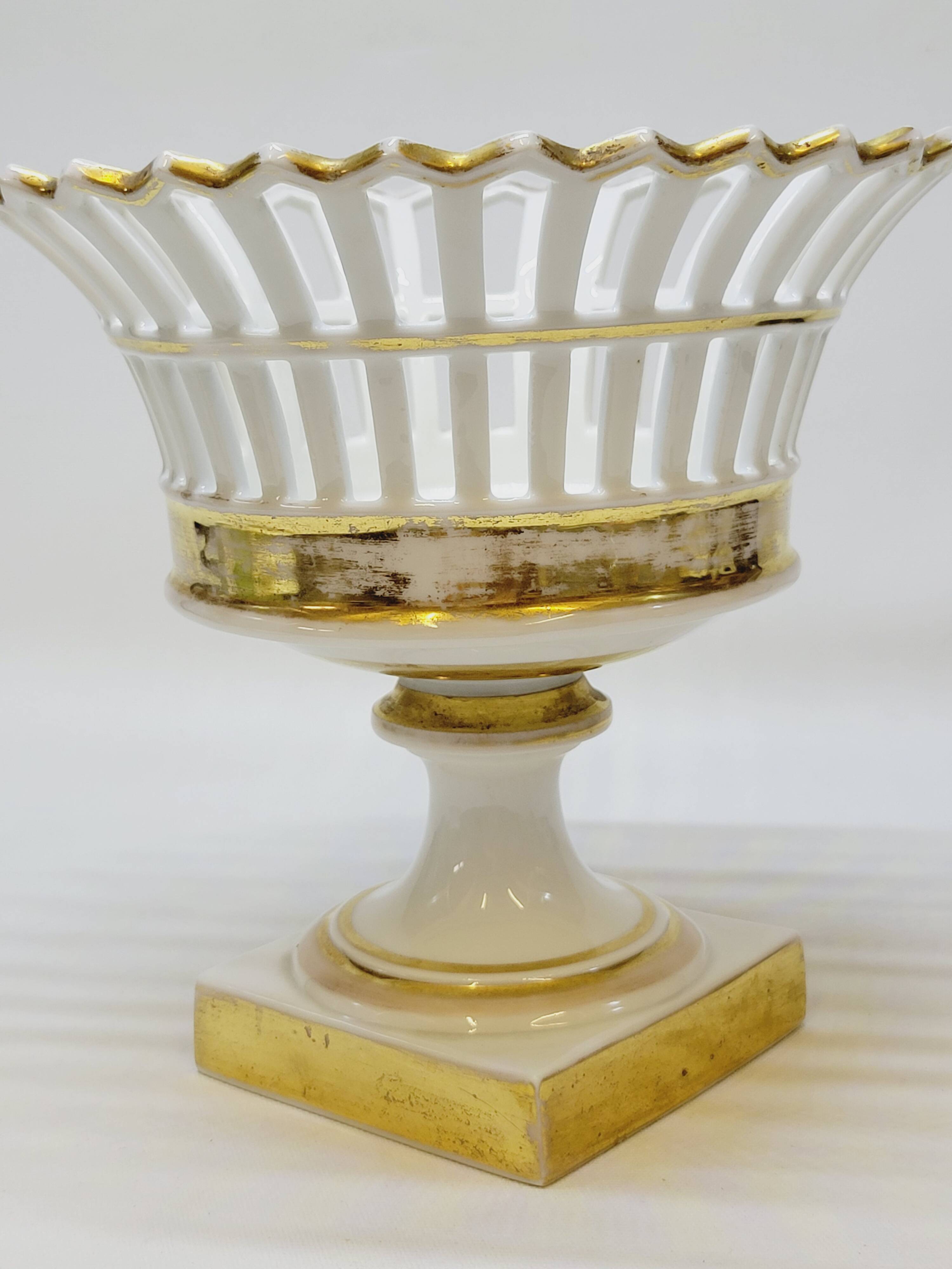 Bowl on Pedestal Openwork Basket White and Gold Porcelain Restoration E