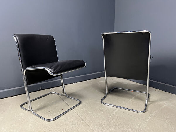 Ensemble de 8 chaises Calla par Antonio Ari Colombo, chaises de salle à manger, années 1970.