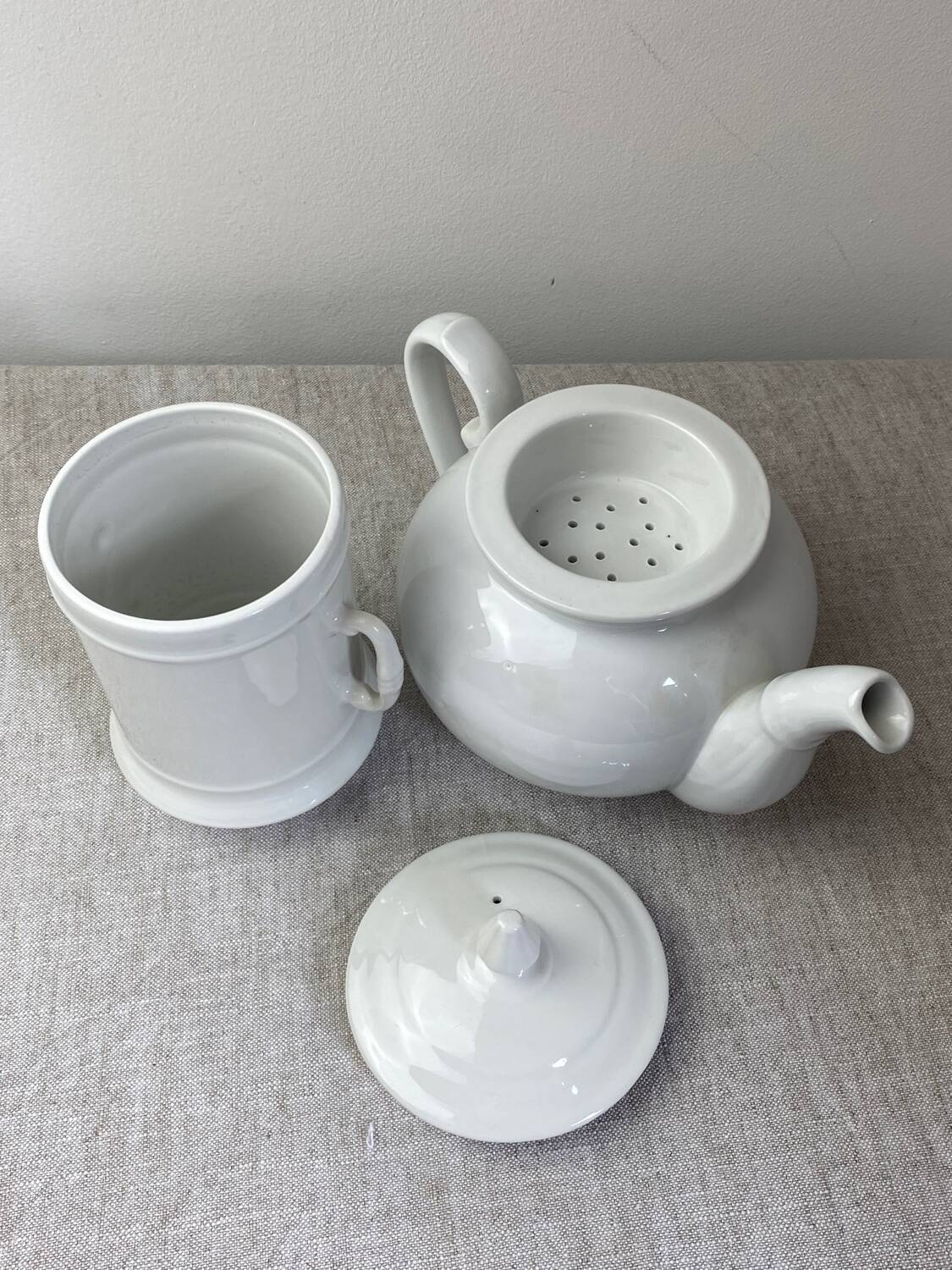 Pillivuyt France white porcelain teapot