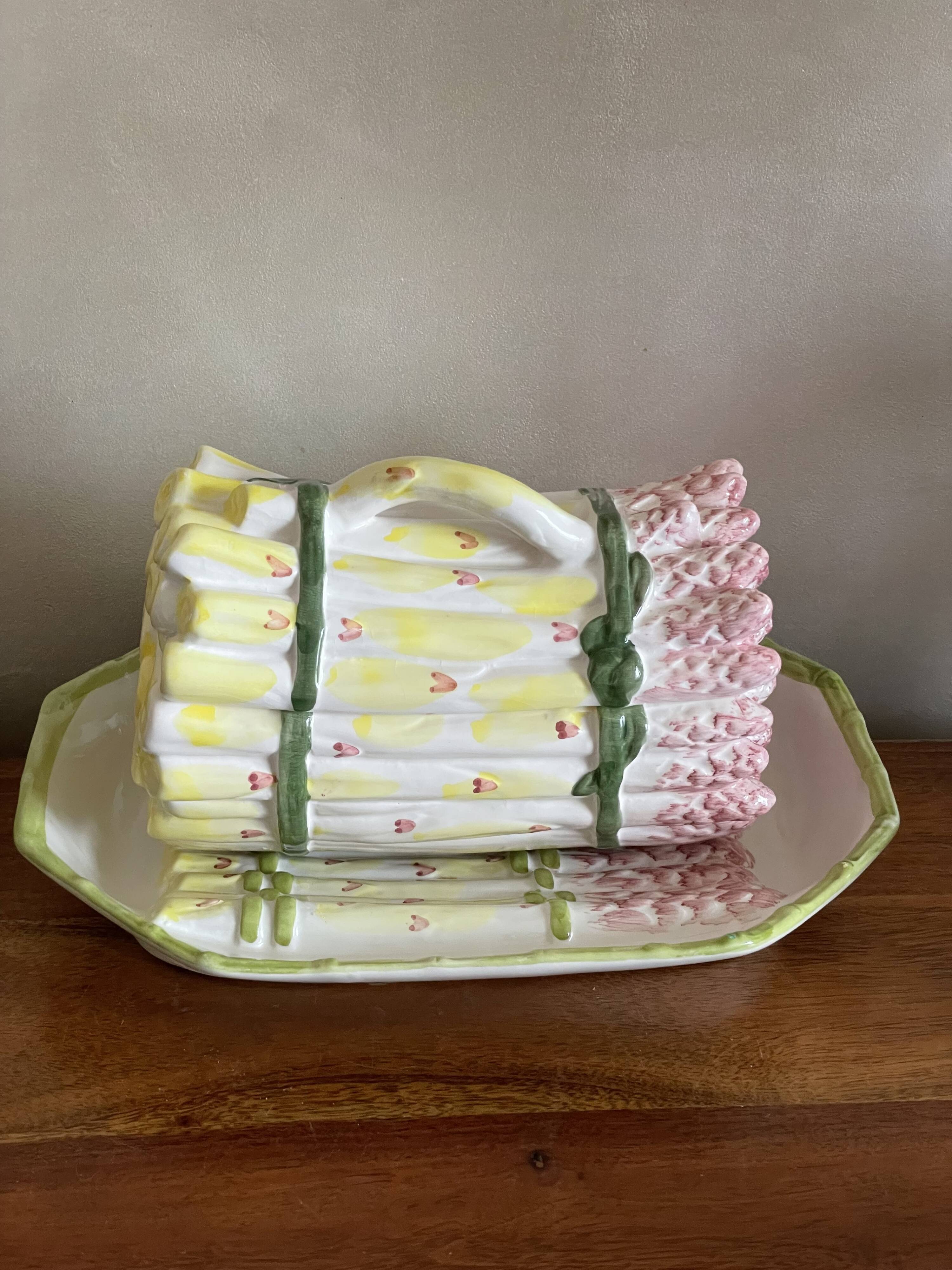 Asparagus barbotine dish