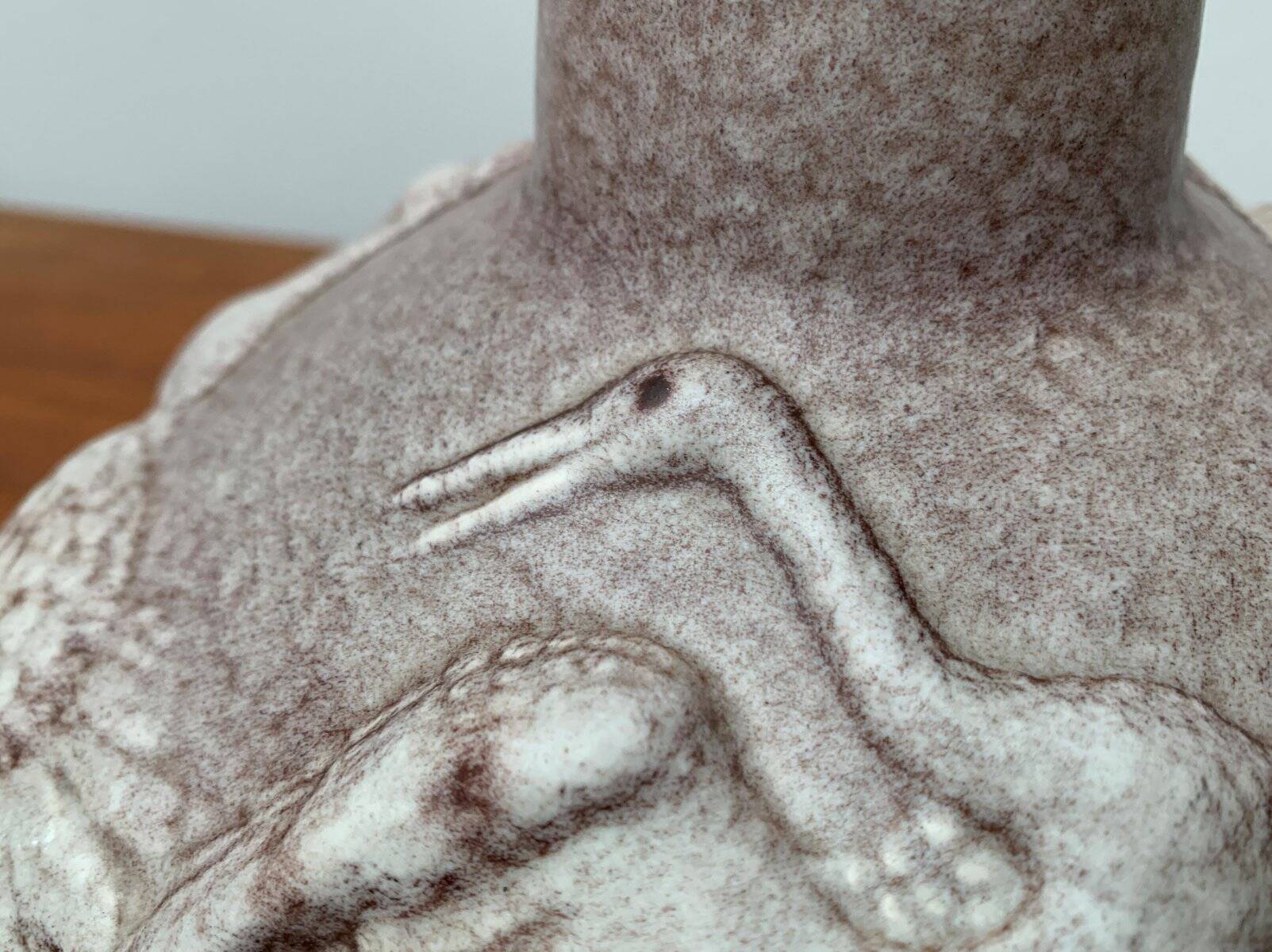 Large vase in German pottery from the mid-century with a crane ornament from Cortendorf.