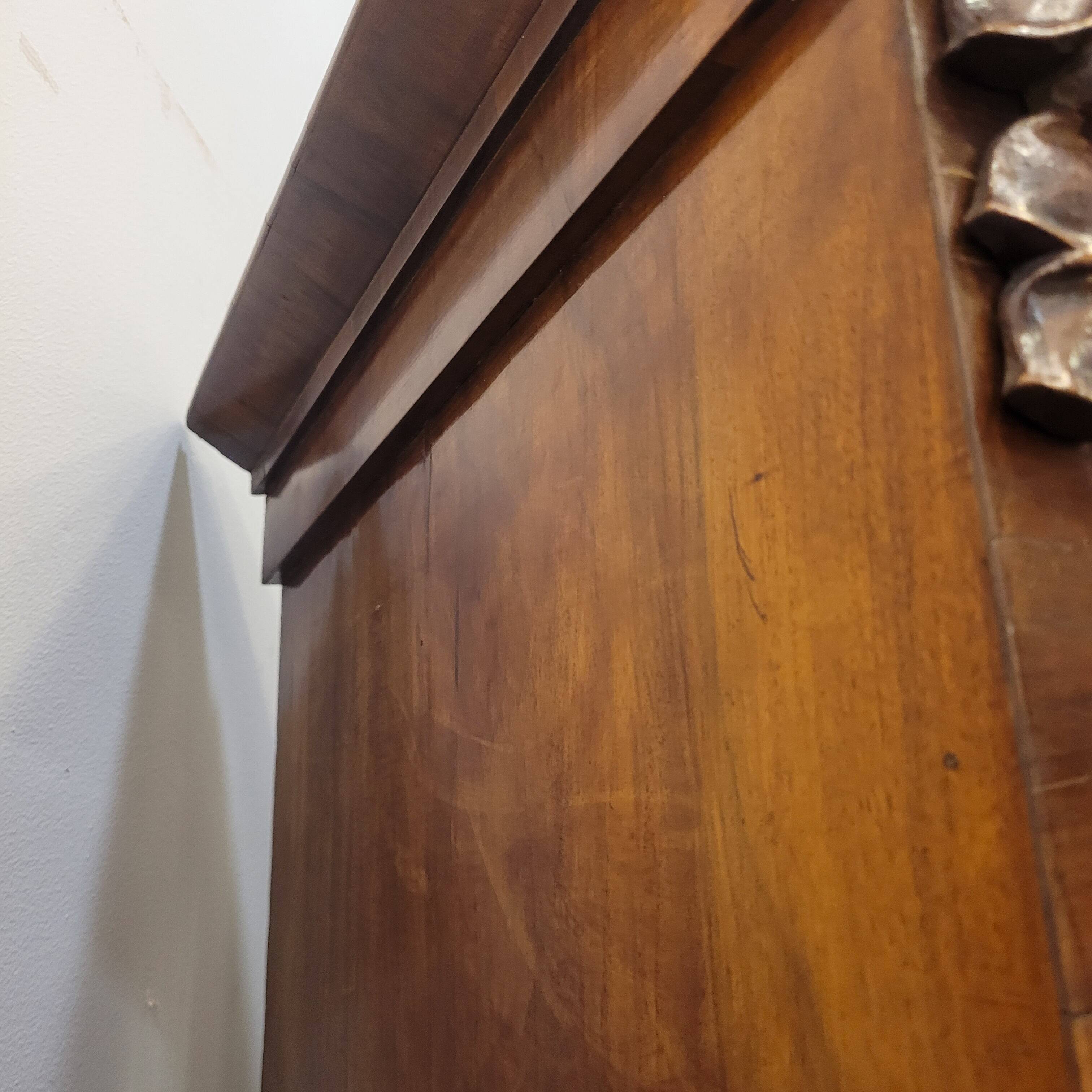 Armario / Gabinete estilo Biedermeier, madera de fresno, circa 1840 – Alemania