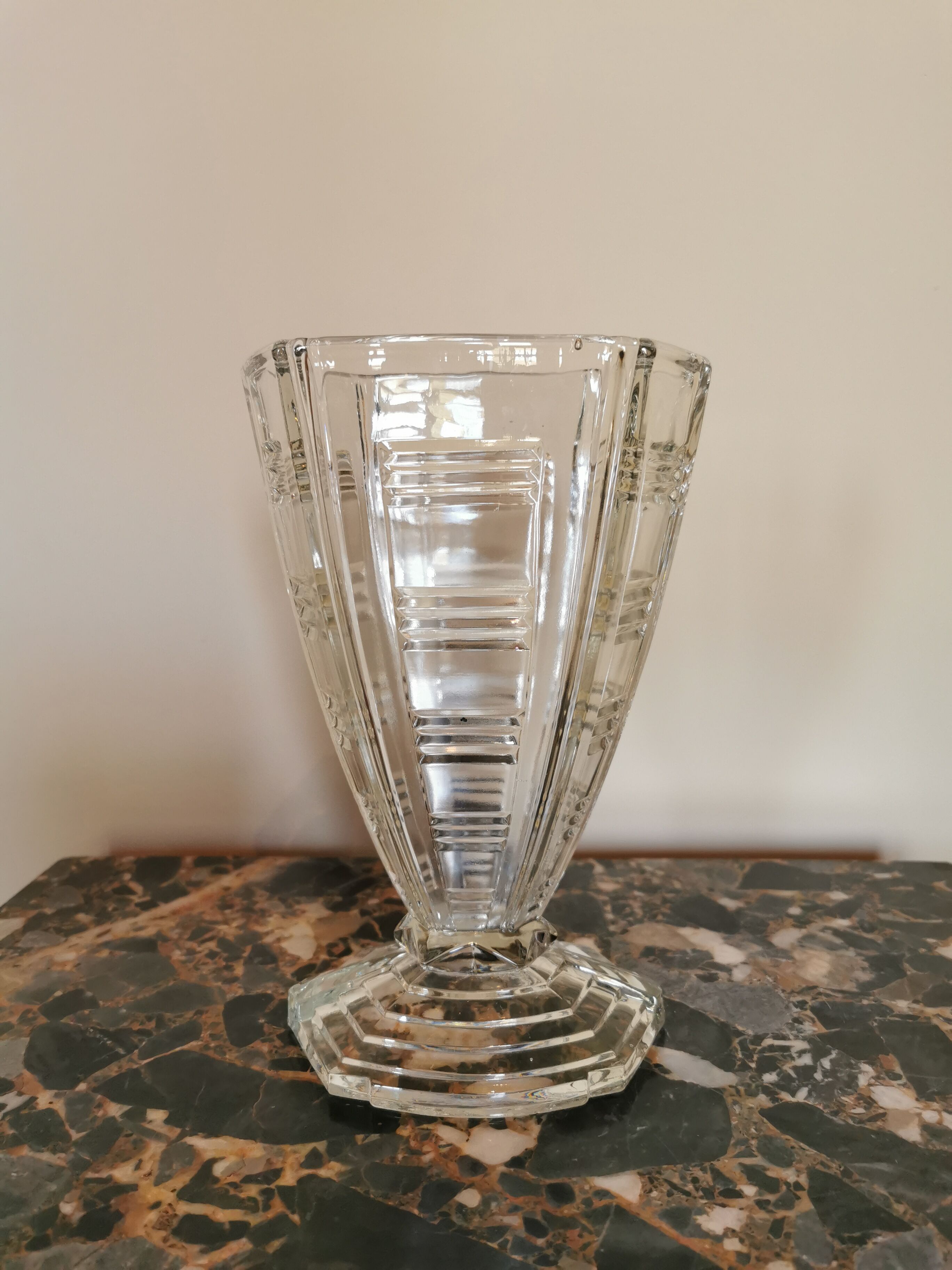 Art Deco vase in clear glass