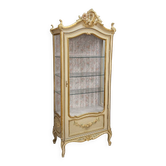 vitrine de style Louis XV
