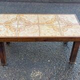Table basse bois massif et céramique des années 1970 84x44cm
