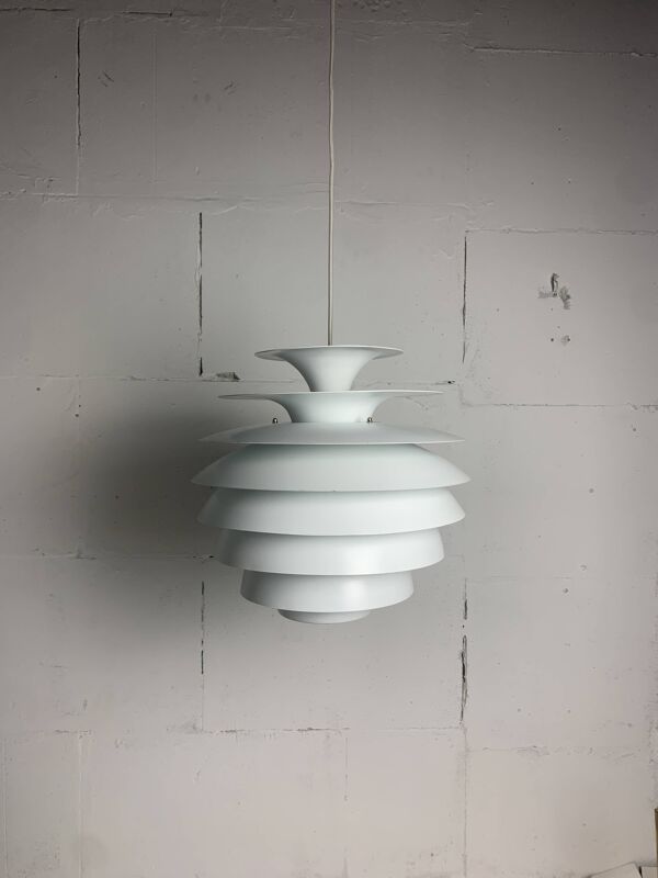 Lampe à suspension scandinave danoise ''Barcelona'' en forme d'artichaut par Bent Karlby, années 1960