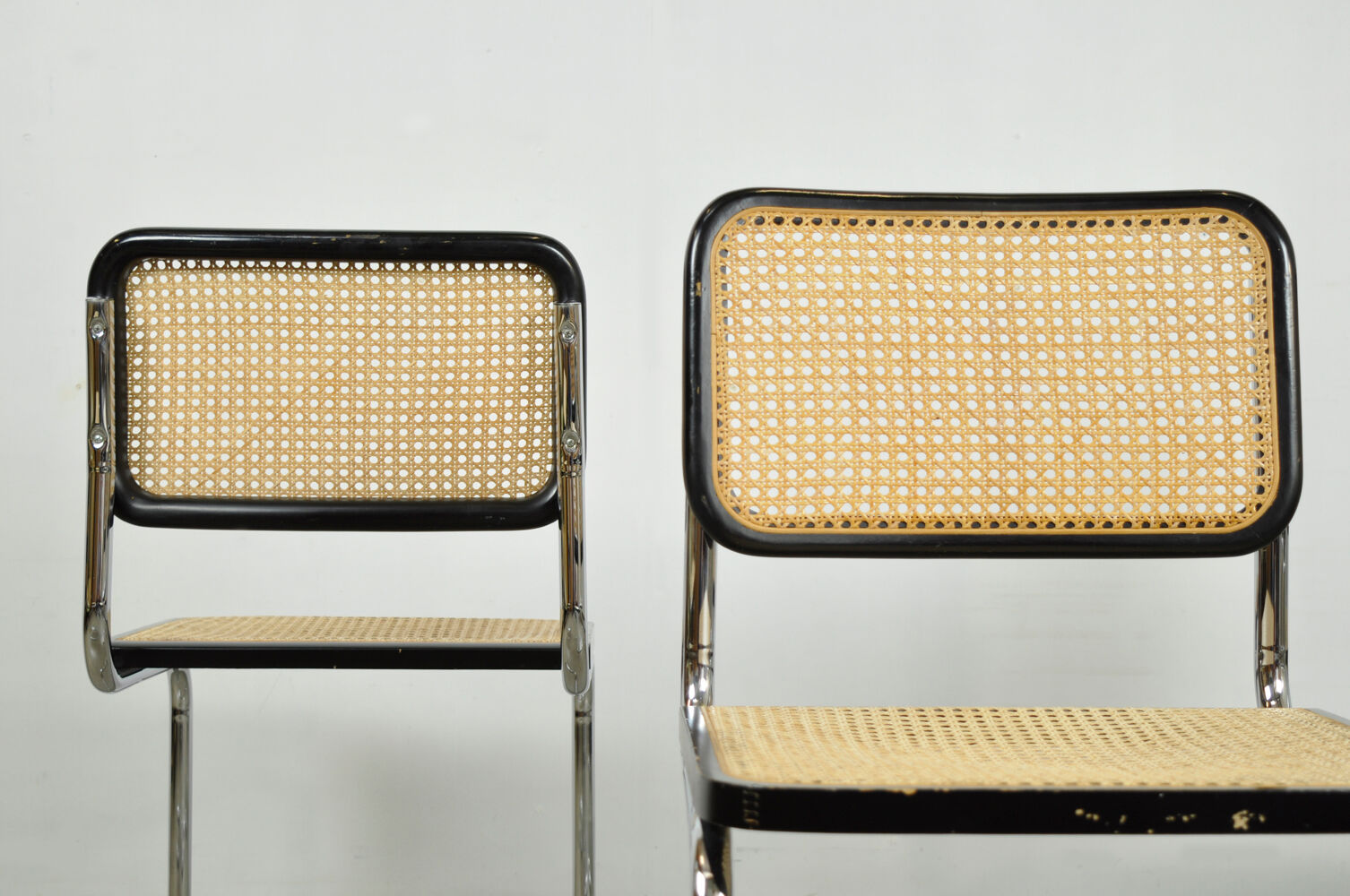 Set of 4 Cesca tubular frame cantilever dining chairs, Italy 1990s