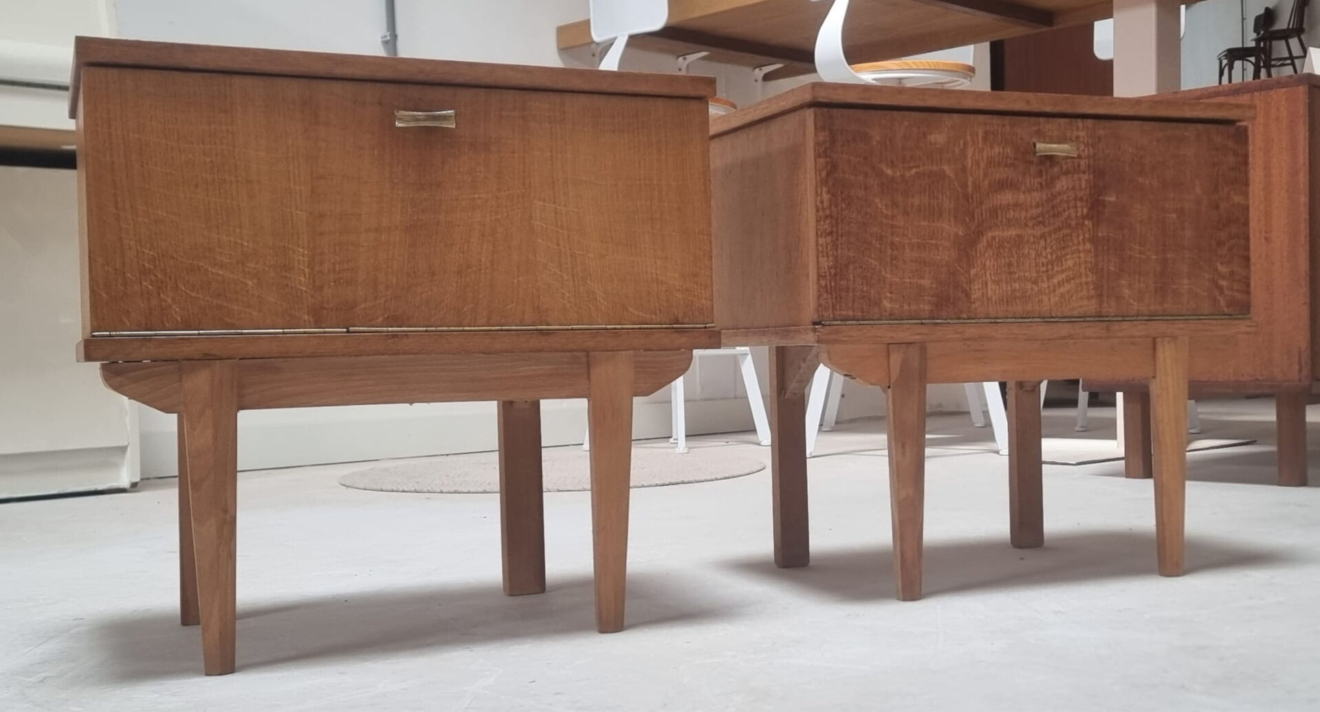 Tables de chevet du milieu du siècle