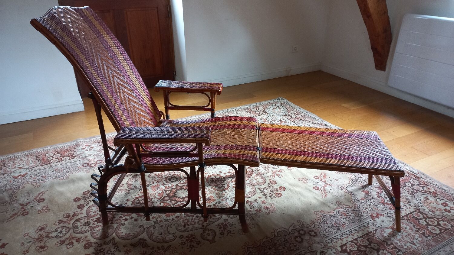 Lounge chair / rattan deckchair early twentieth century