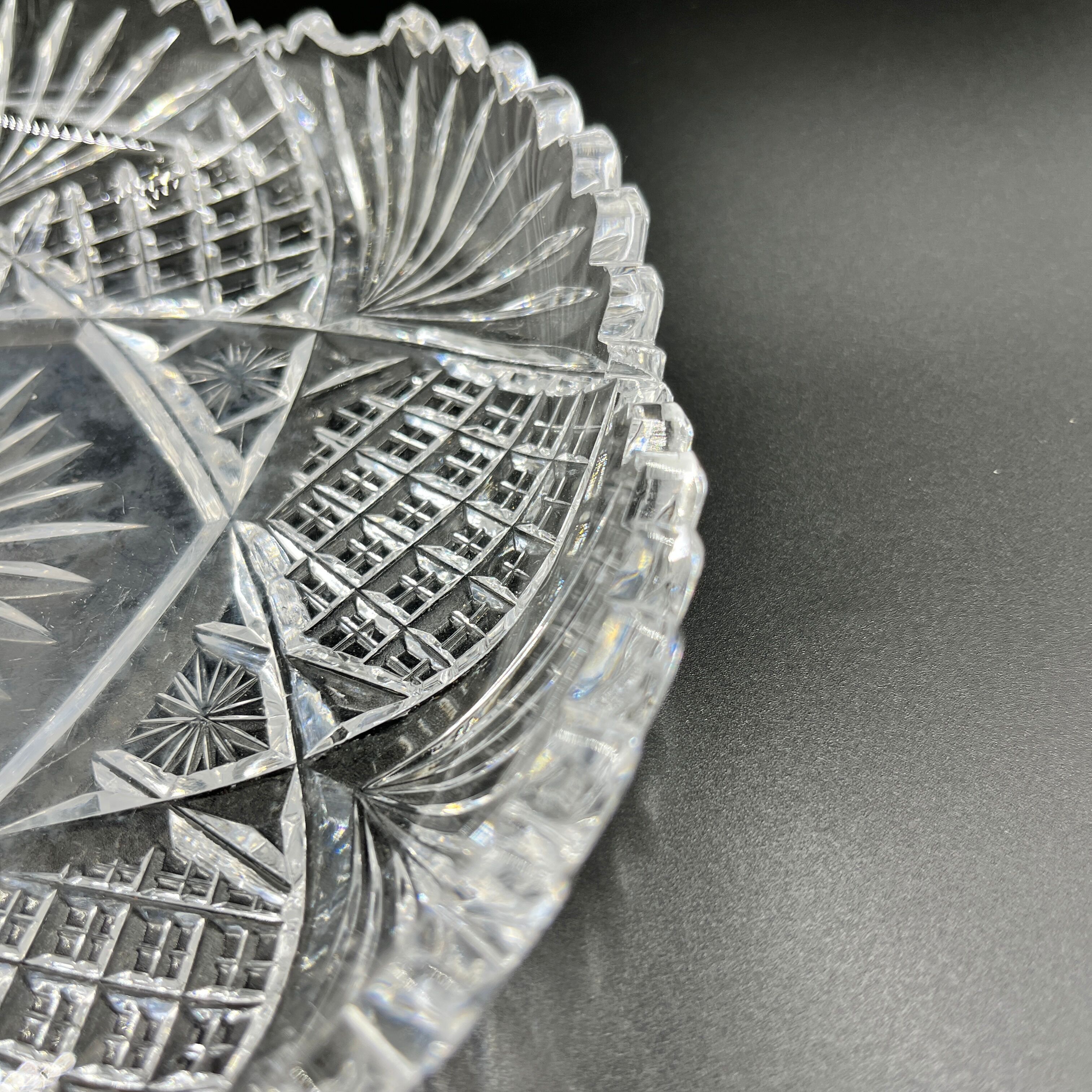 Empty crystal pocket