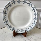 plat rond en Terre de Fer bleu U&C Digoin Sarreguemines modèle Les Ternes fin XIXème