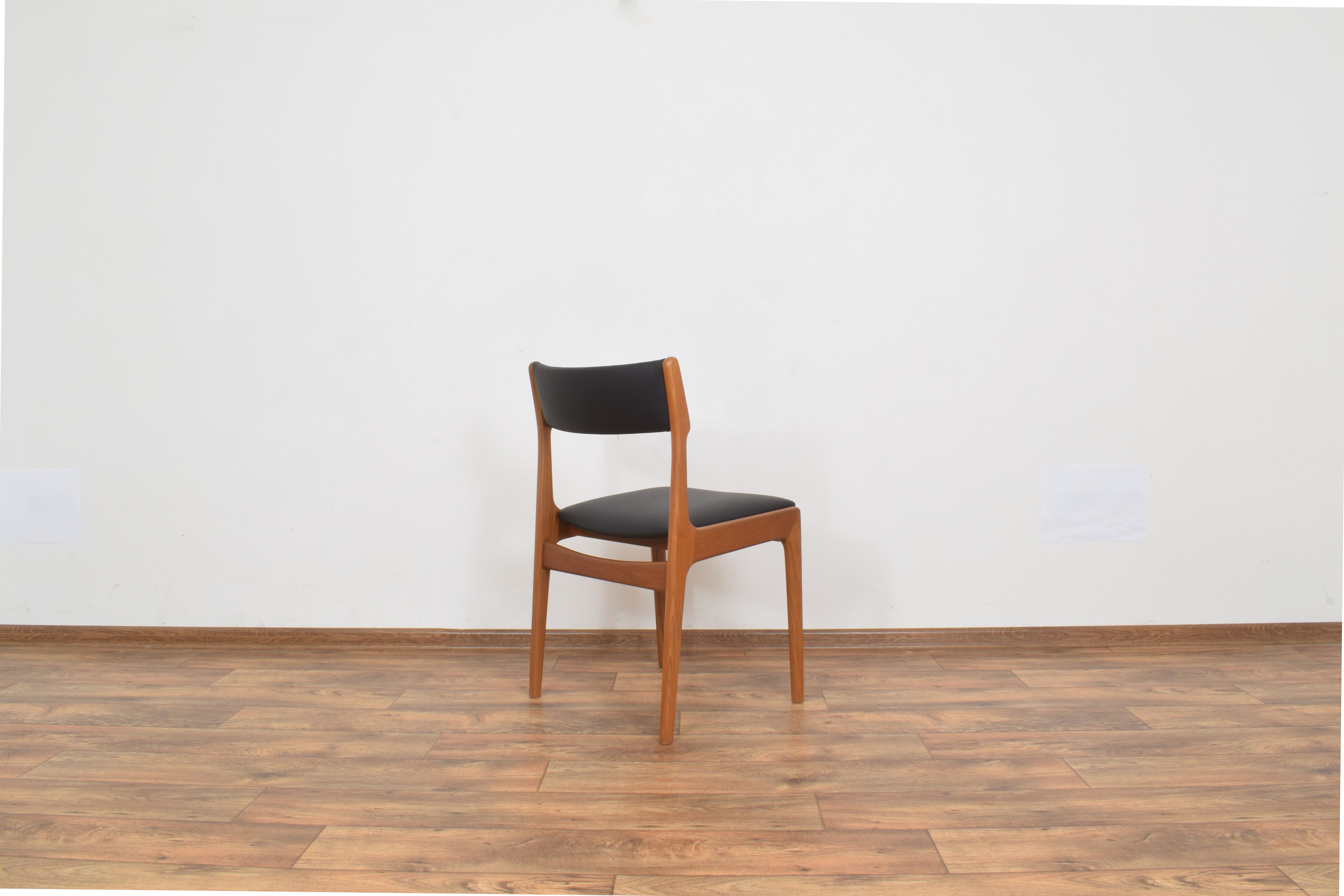 Mid-Century Danish Teak Dining Chairs from Korup Stolefabrik, 1960s, Set of 4