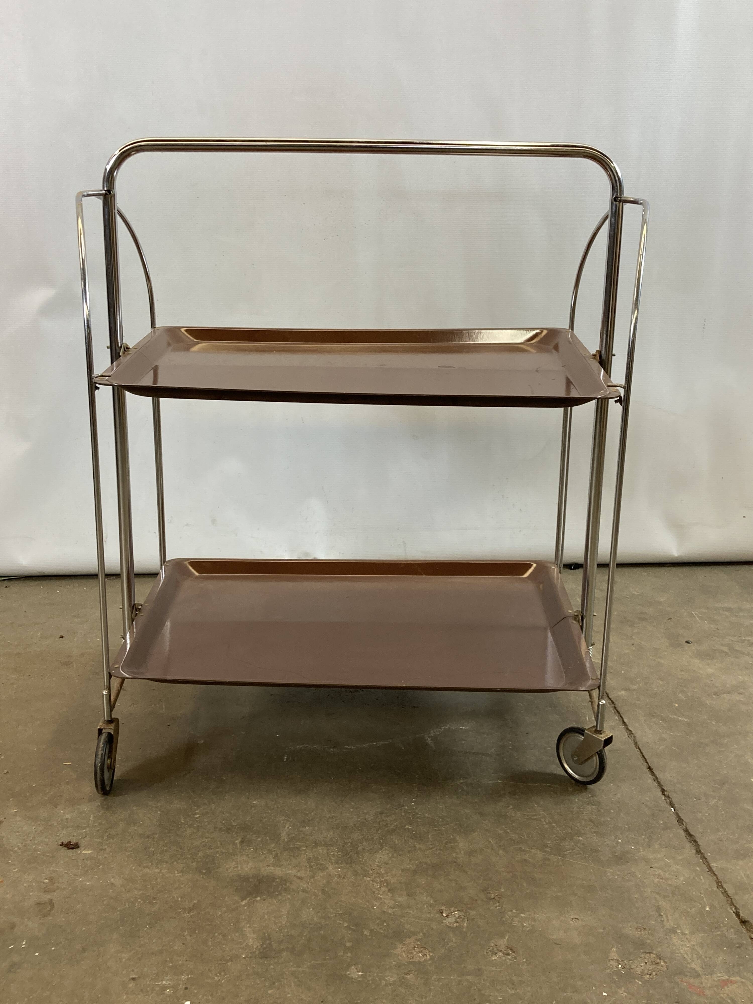 Vintage chrome folding wheel dessert