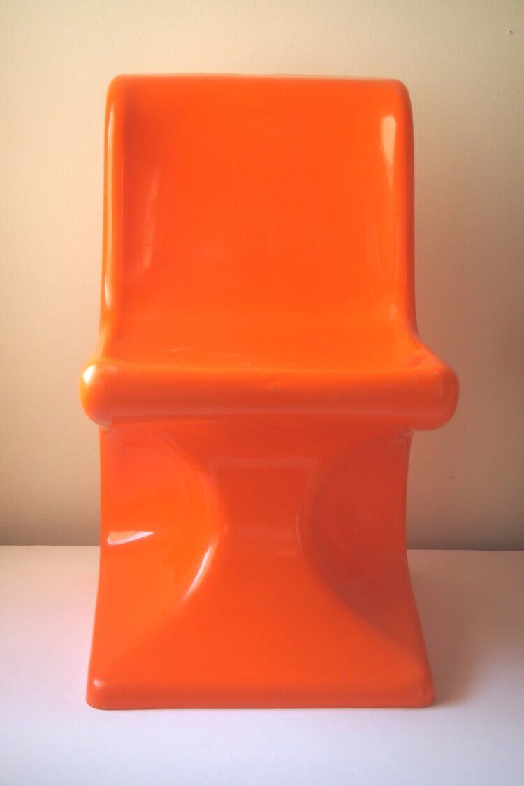 Orange chair by Patrick Gingembre for Selap