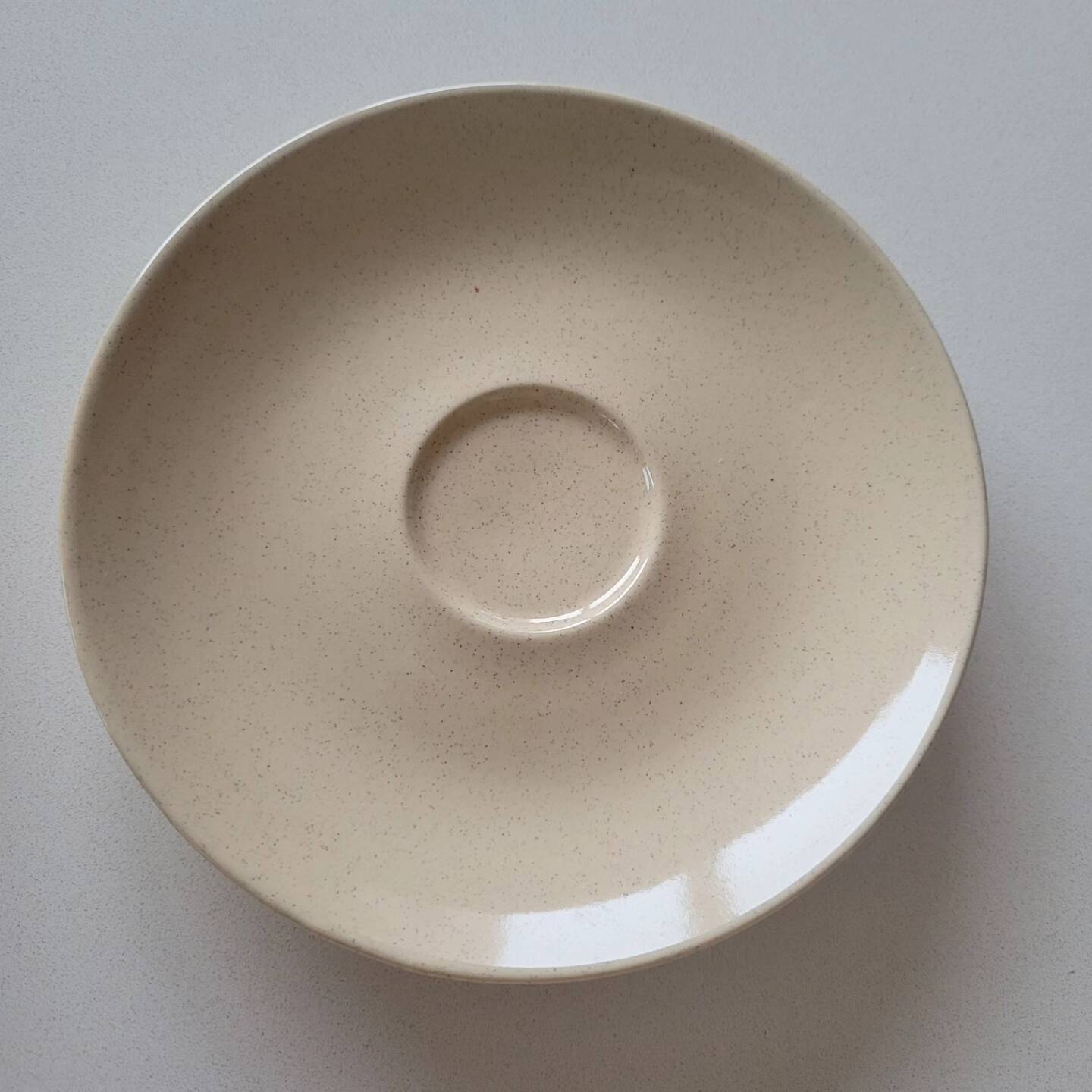 6 art deco style cups and saucers