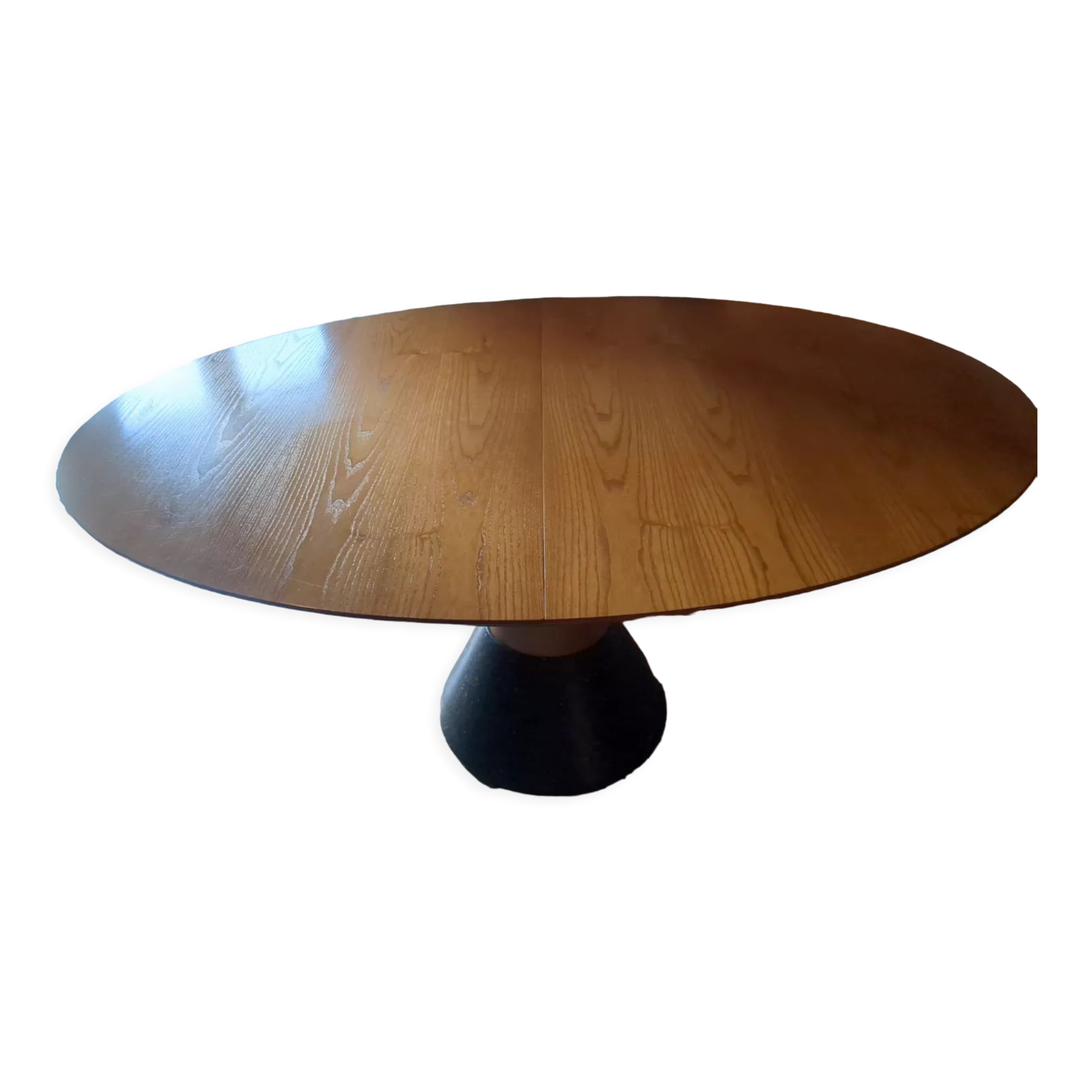 Extendable oval table by Arnold Merckx for Arco 90s