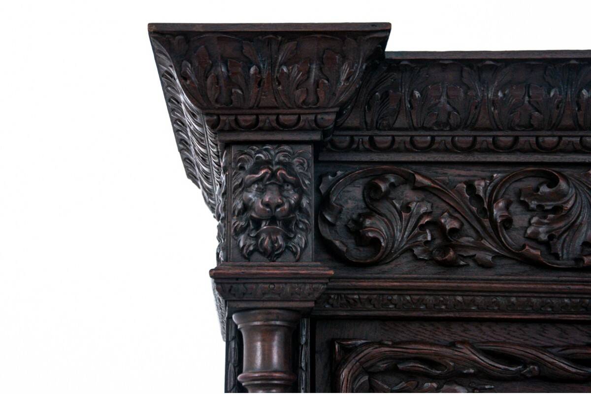Armoire de chasse, France, vers 1890.
