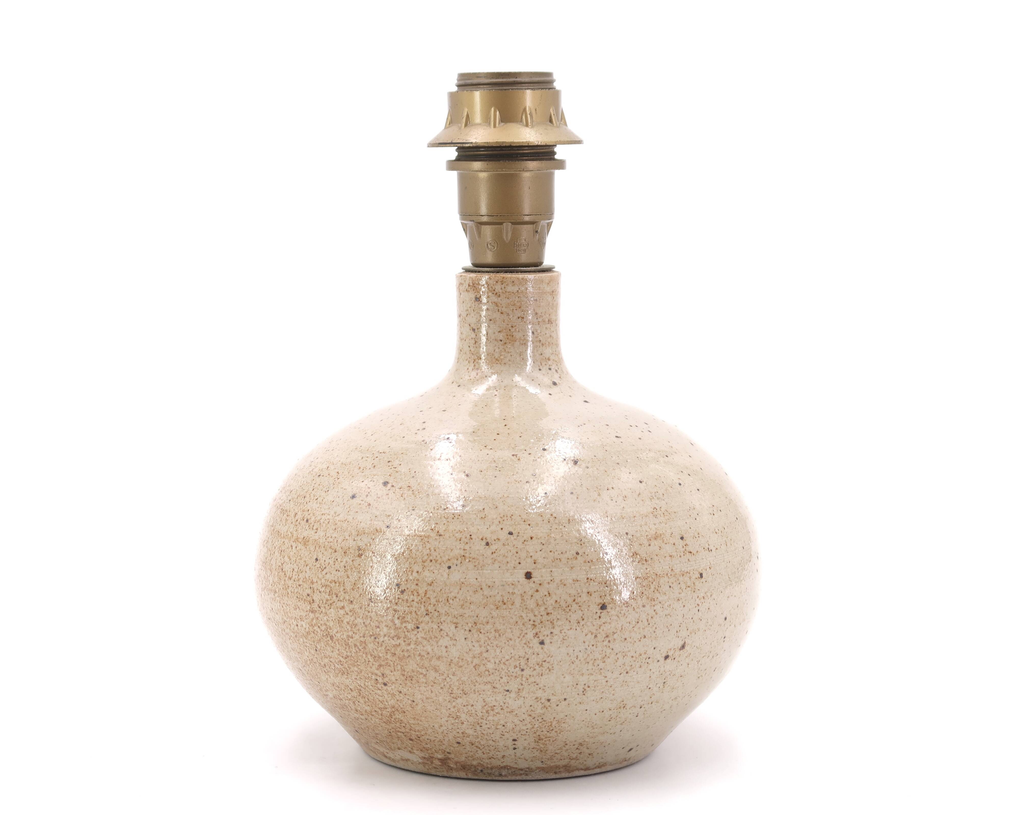 Beige ceramic lamp, beige lampshade, 70s