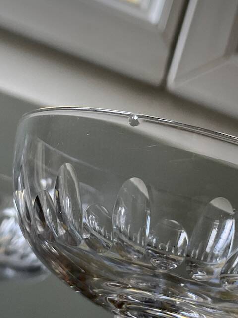 Set of 6 cut crystal champagne glasses with facets from Baccarat