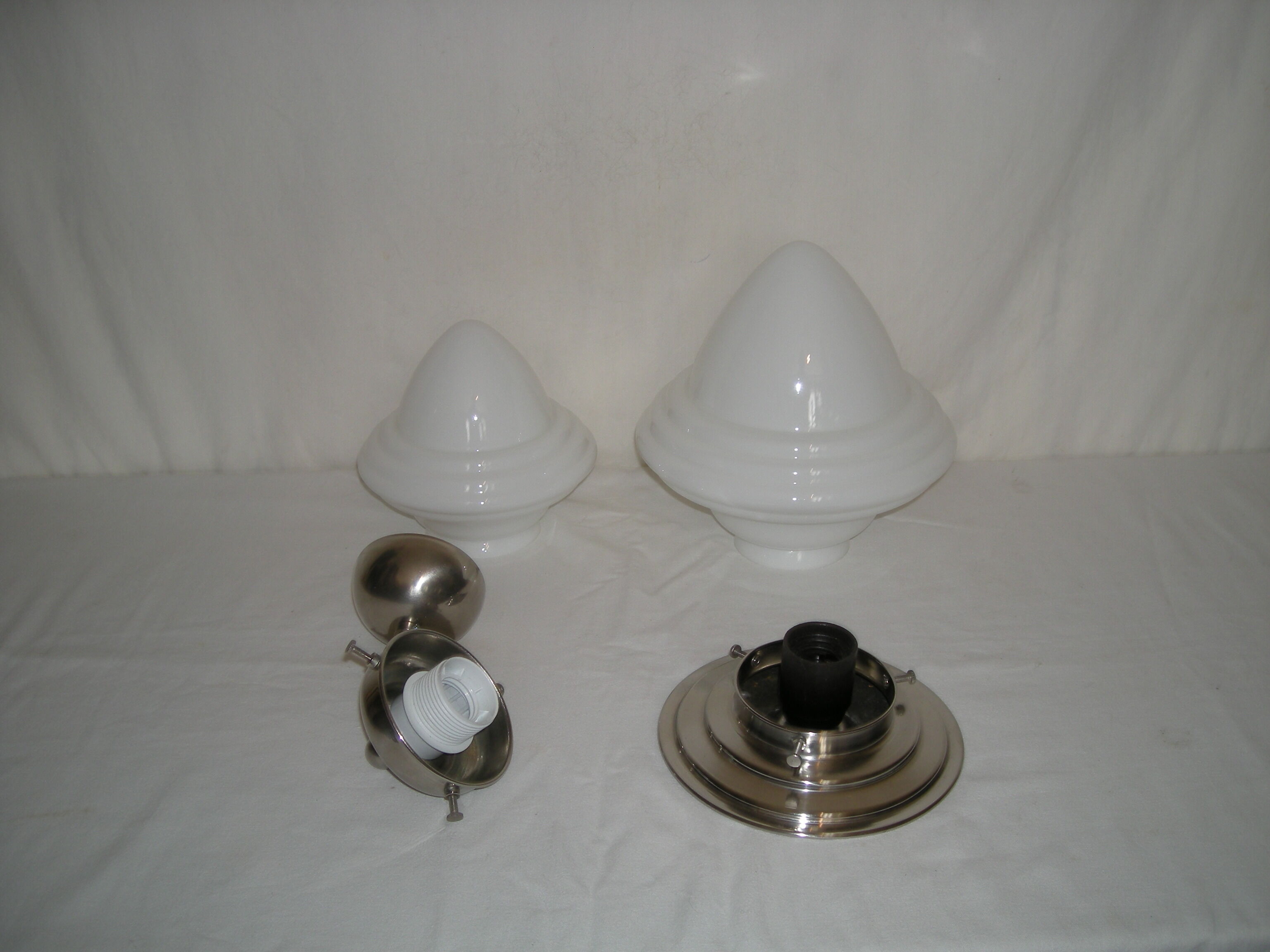 Plon gland and wall lamp
