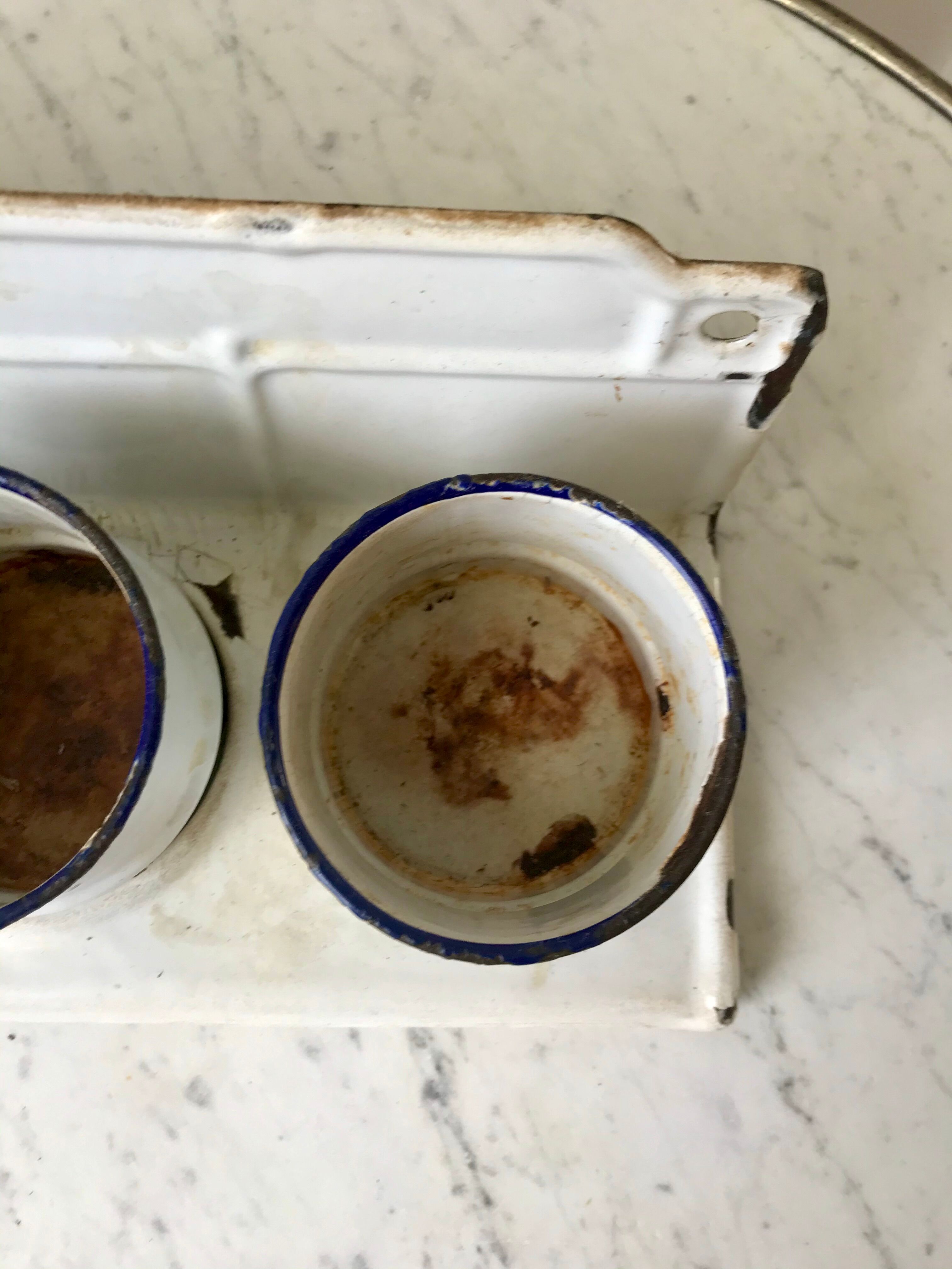 set of enamelled pots to fix (soda, soap, salt) early twentieth century