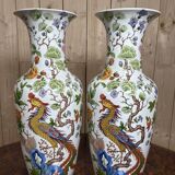 Paire de vases Balustres en porcelaine