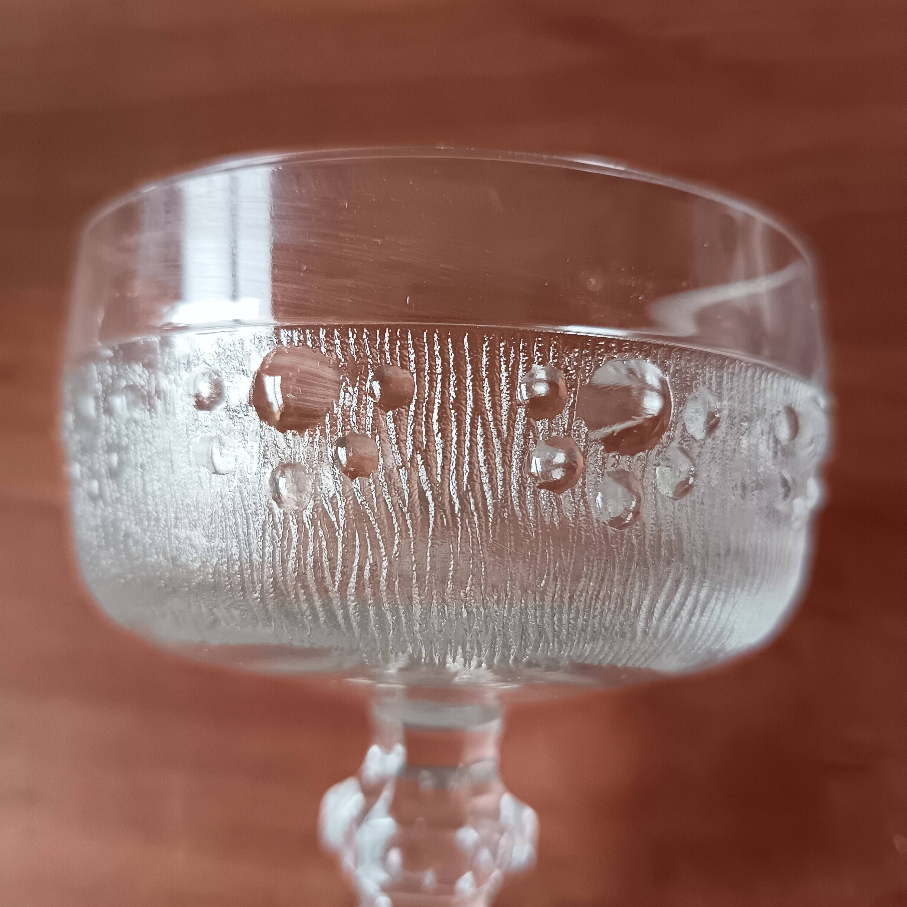 5 vintage footed cups for ice cream cocktails