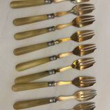 12 fourchettes à dessert