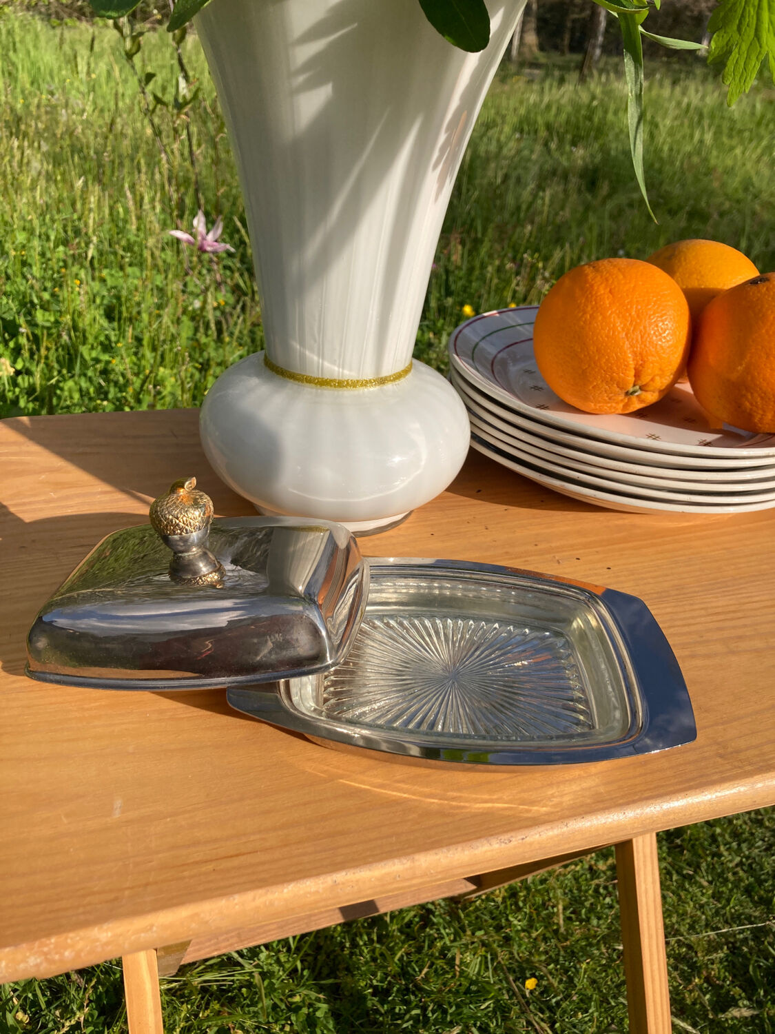 Silver metal glans butter dish