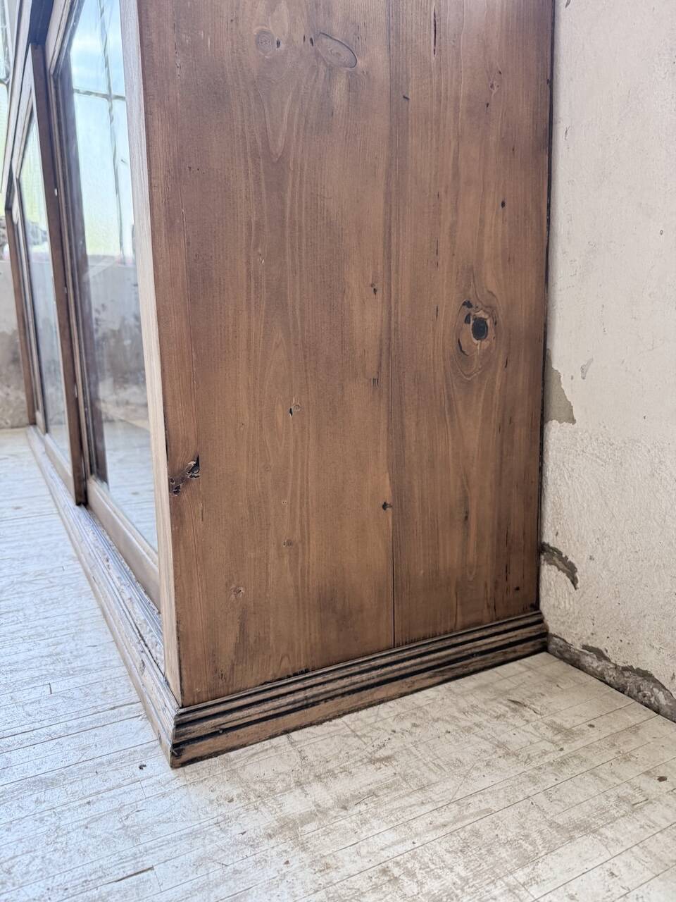 XXL 3m pine and oak display cabinet with glass doors