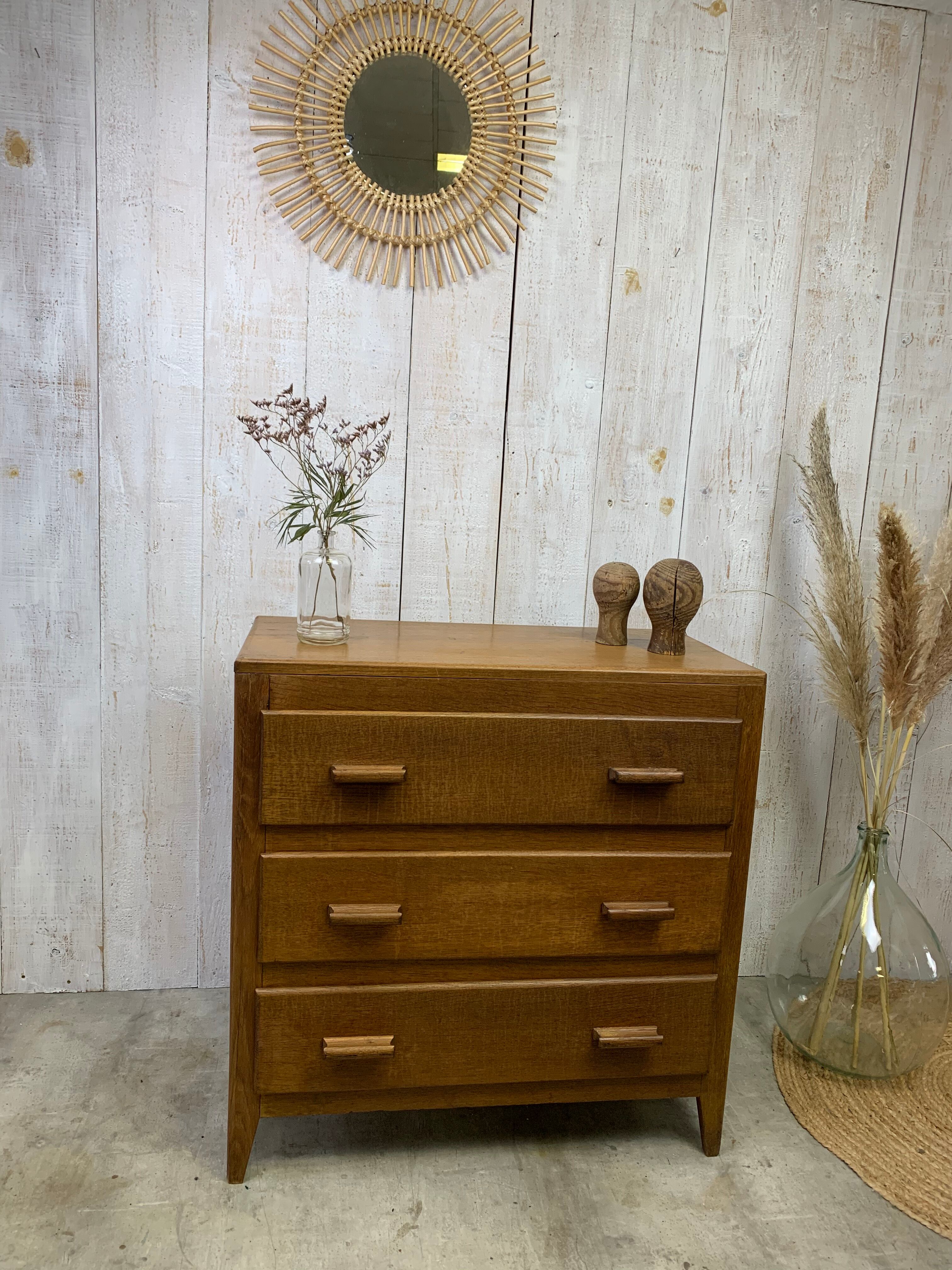 Vintage chest of drawers