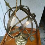 Lampe de table Sphère Armillaire Des Années 60 En Laiton