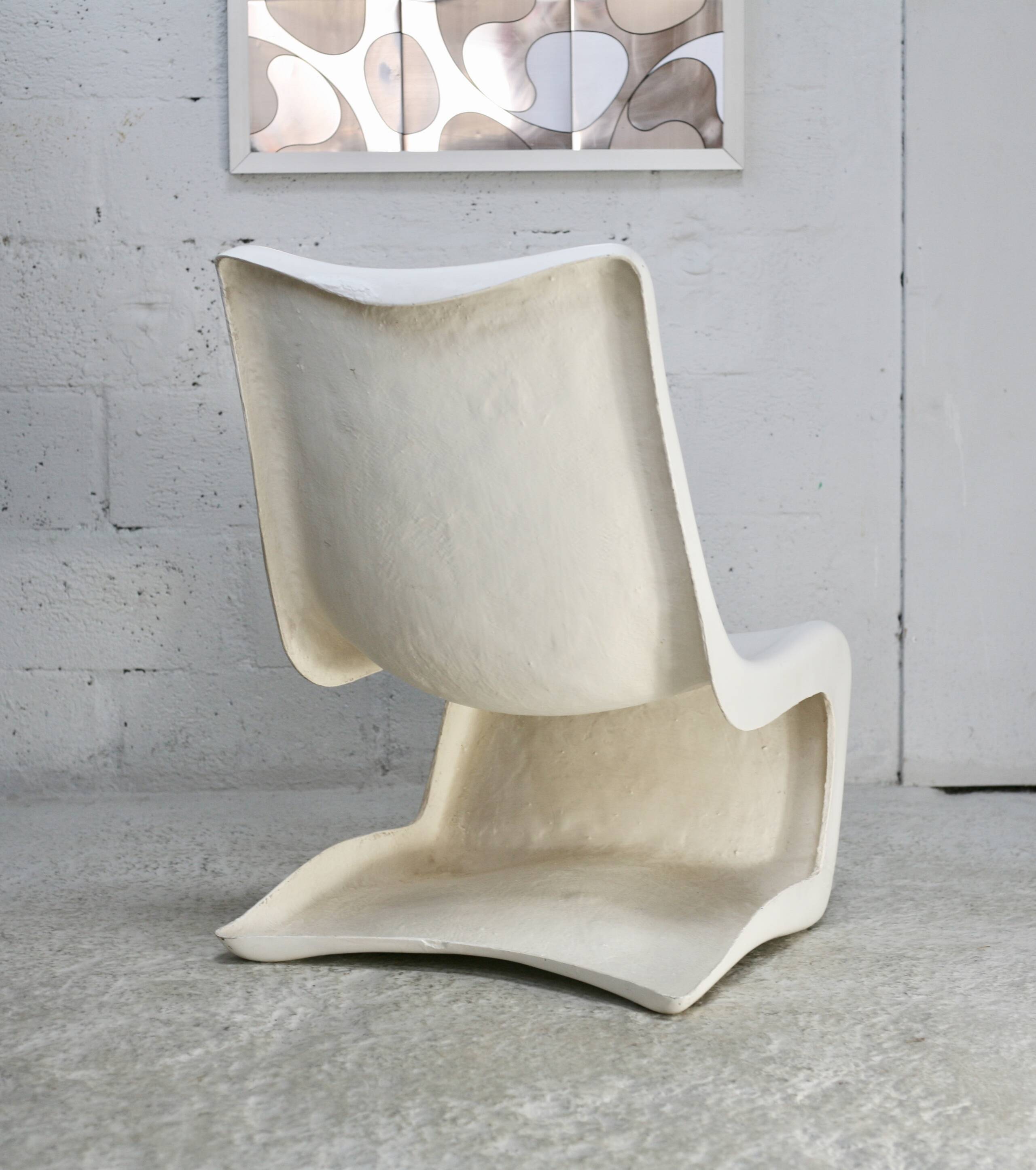 "Space age" armchair. Fiberglass. White lacquered. circa 1970