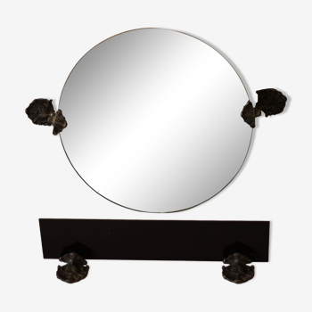 Miroir rond de salle de bains avec son etagere