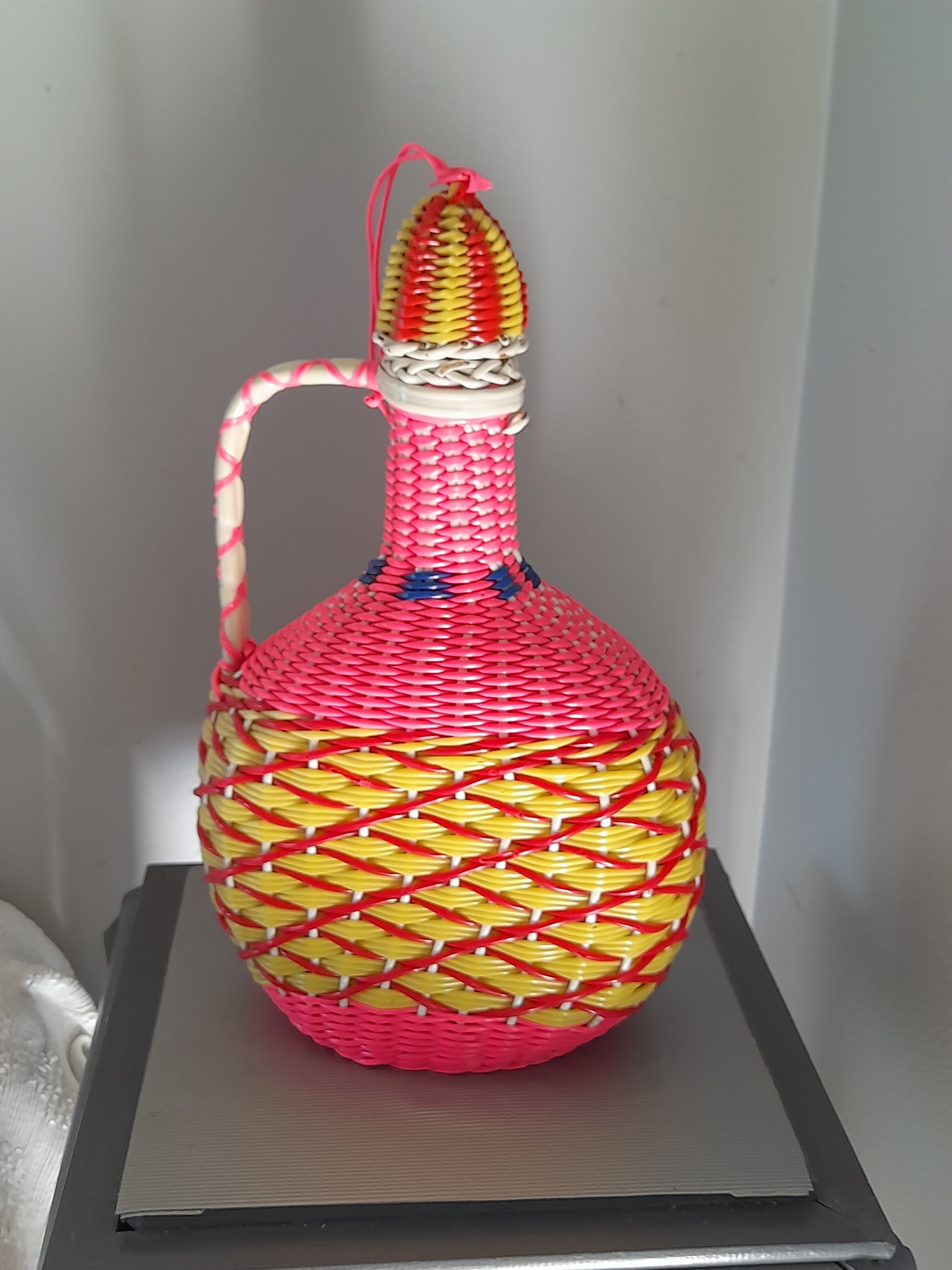 Bottle viresa scoubidous 60s