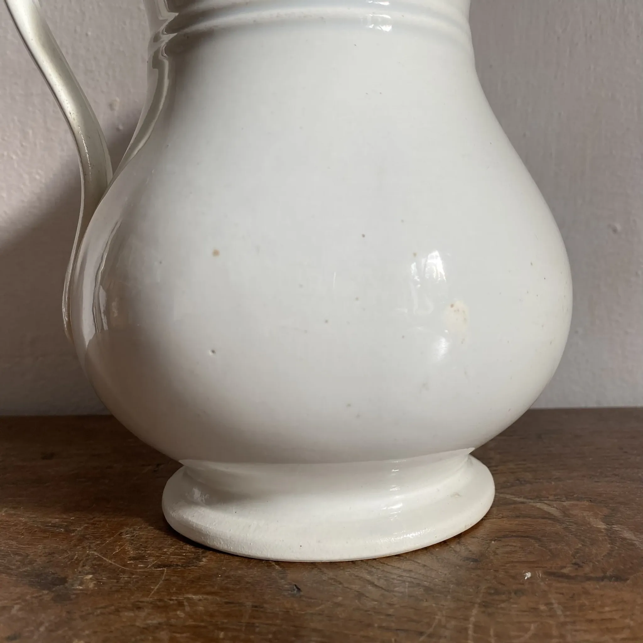 Old pitcher in ironstone Creil and Montereau Barluet (1876-1884)